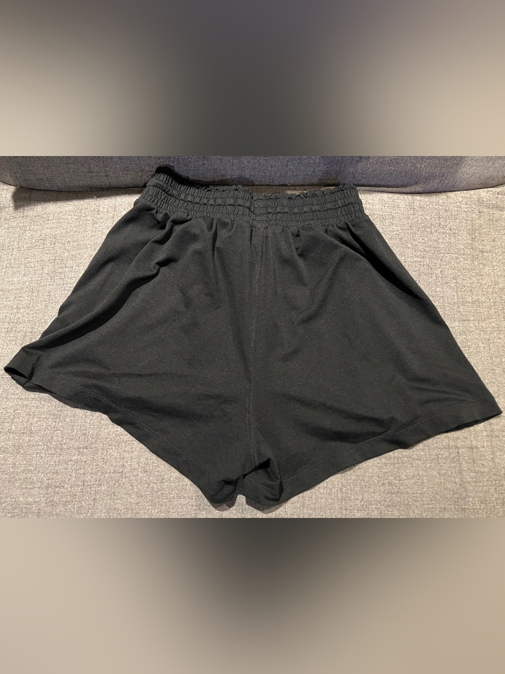 Vuori Halo Boxy Short Women's DreamKnit Shorts, Black Heather - Picture 8 of 16